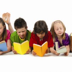 ترویج فرهنگ کتاب خوانی برای کودکان