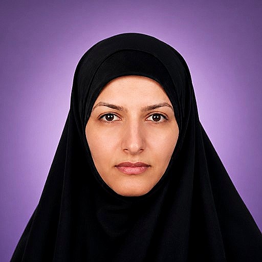 زینب نادری