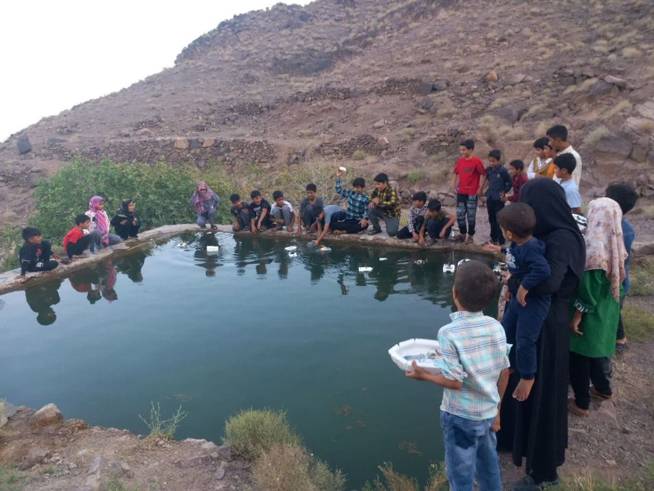 برگزاری برنامه‌های کودک و نوجوان در روستای دوستدار کتاب طبس