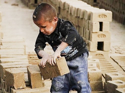 برنامه‌های تفریحی برای کودکان کار در تهران